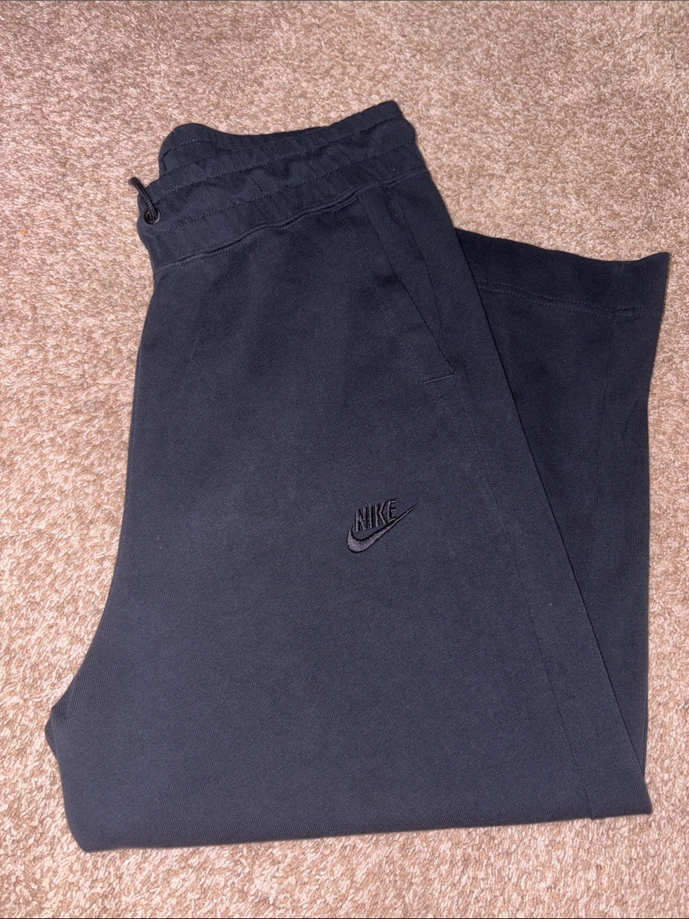Nike Black Men's Jogger Sweatpants with Embroidered Logo